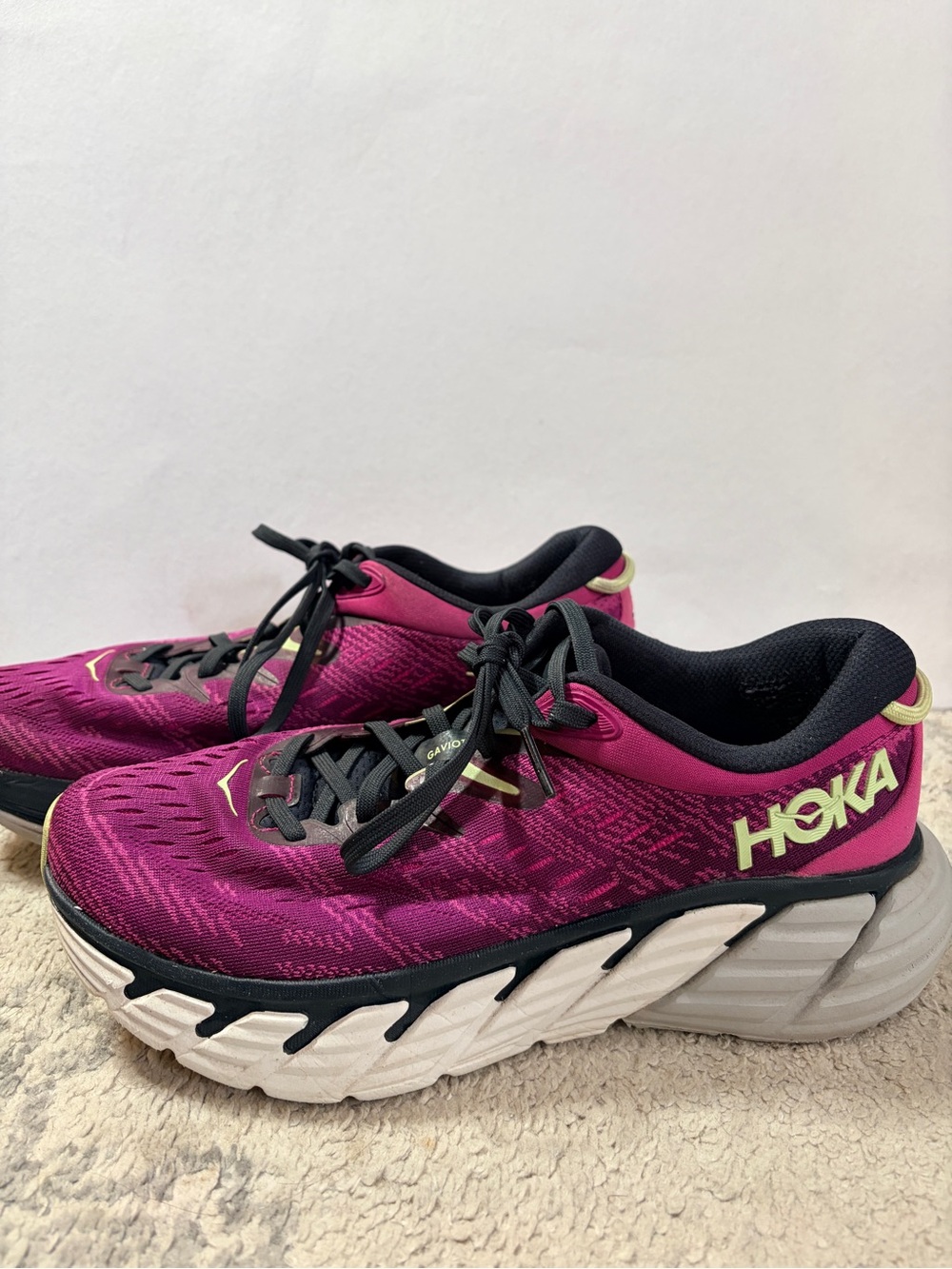 Hoka One One Gaviota 4 Festival Fuchsia Sneakers Size 8B Women’s Mesh Lace Up